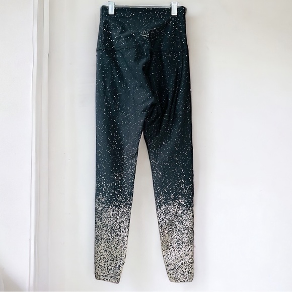 Beyond Yoga Alloy Ombre High Waisted Midi Legging Black Gunmetal Small - Picture 5 of 6